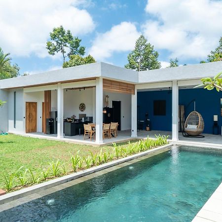 Villa Rouge - Loft Noon à Ubud Extérieur photo